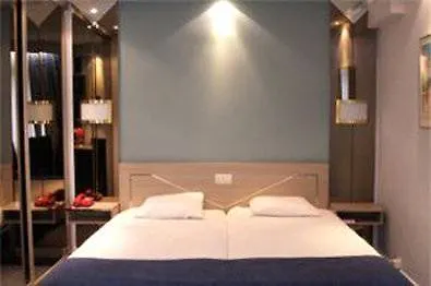 Hotel Hotel Arlon 3*